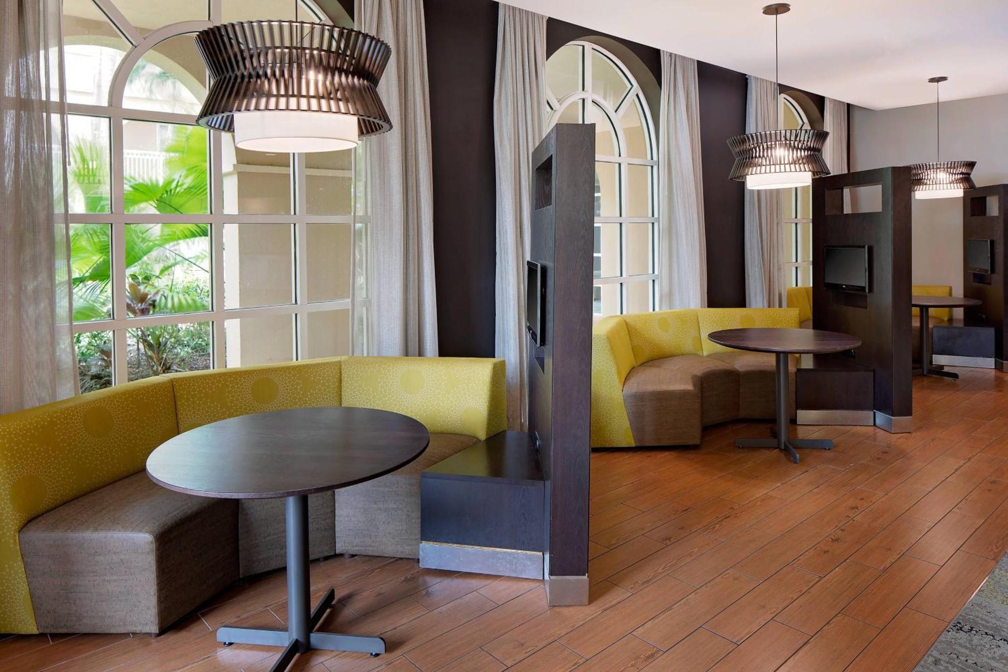 Courtyard By Marriott Fort Lauderdale North/Cypress Creek Luaran gambar